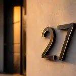numero de maison design alu noir facade moderne